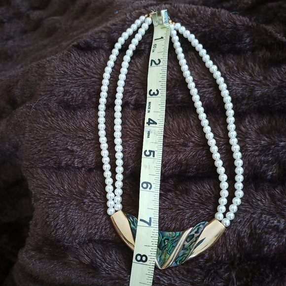 Vintage abalone faux pearl choker - Picture 5 of 6
